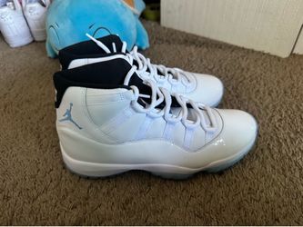 Jordan 11 Legend Blues