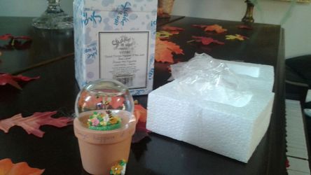 ENESCO "GOOD THINGS HAPPEN TO THOSE WHO BEE-LIEVE