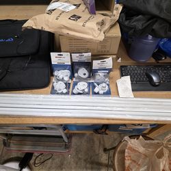 6 Closetmaid 4ft Rods And Brackets