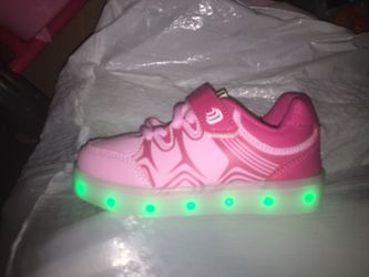 Pink girls led shoes