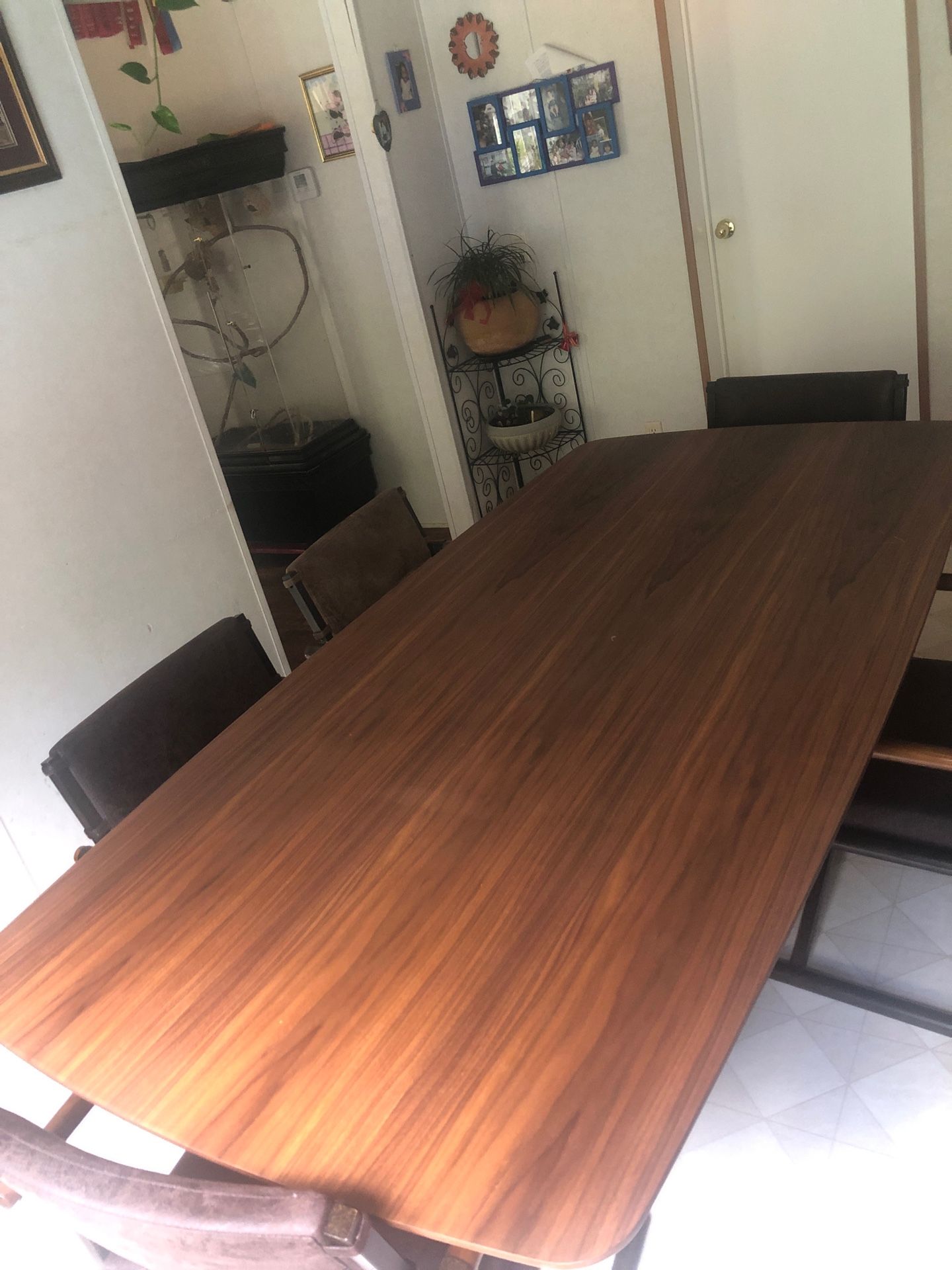 Dinning table