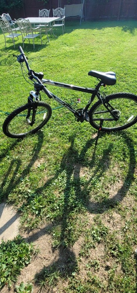 Gary Fisher (Tarpon) 26" Bike (good condition)