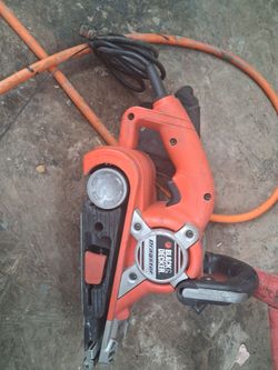 Black & Decker dragster belt sander