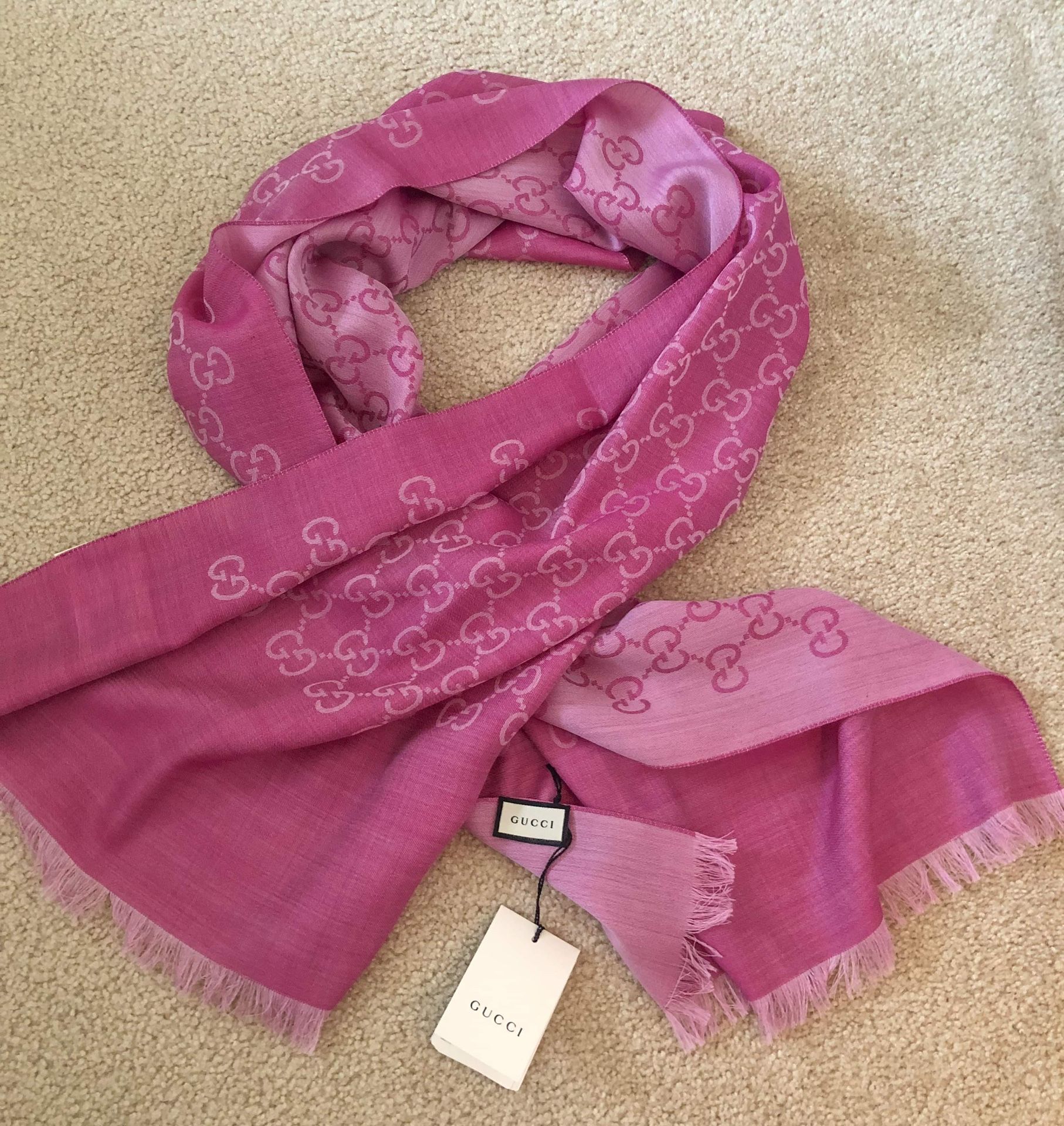 Gucci Pink GG Guccissima Oblong Scarf Shawl 45X180 cm 70% Wool 30% Silk