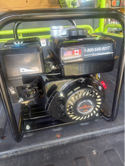 Gas powered water pump - new in box
