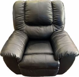 Black manual recliner
