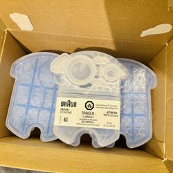 (Move Out Sale) Braun Clean & Renew Refill Cartridges (5 qty)