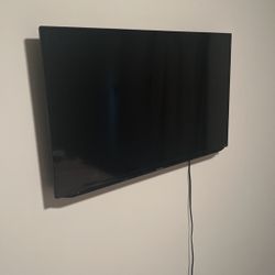 48 Inch Sharp W Roku TV