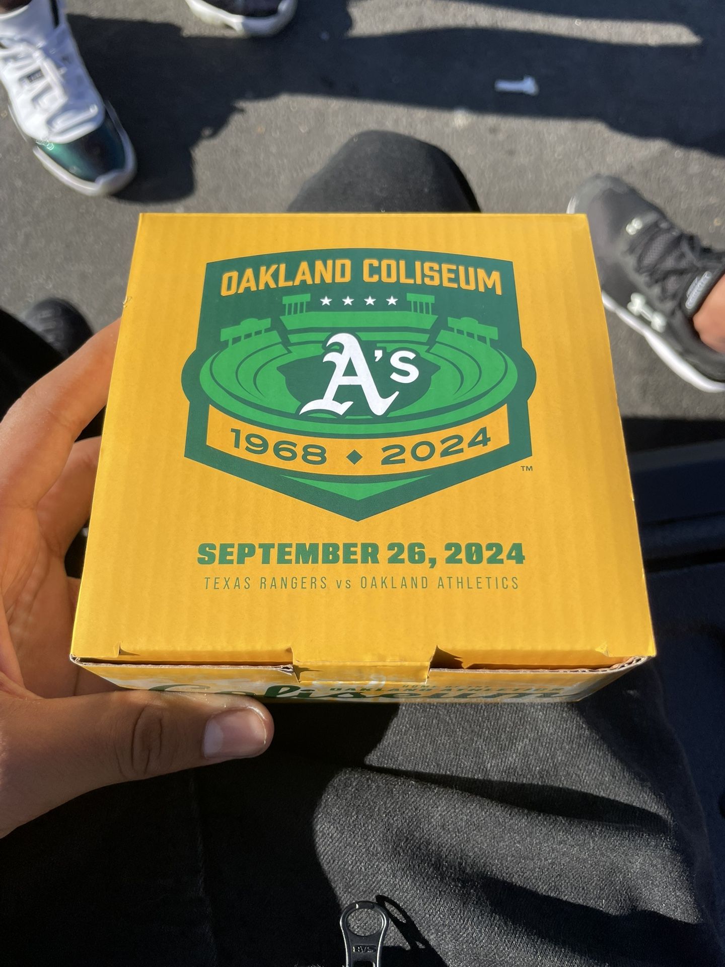 (CAN NEGOTIATE)Athletics Stadium (last Game Giveaway)