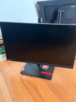 Lenovo ThinkVision T23i-10, a 23.8 inch Full HD IPS Monitor