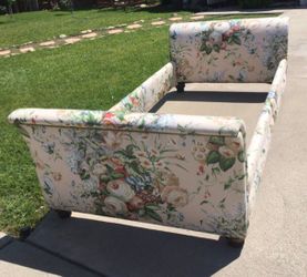 Vintage Cottage French bed