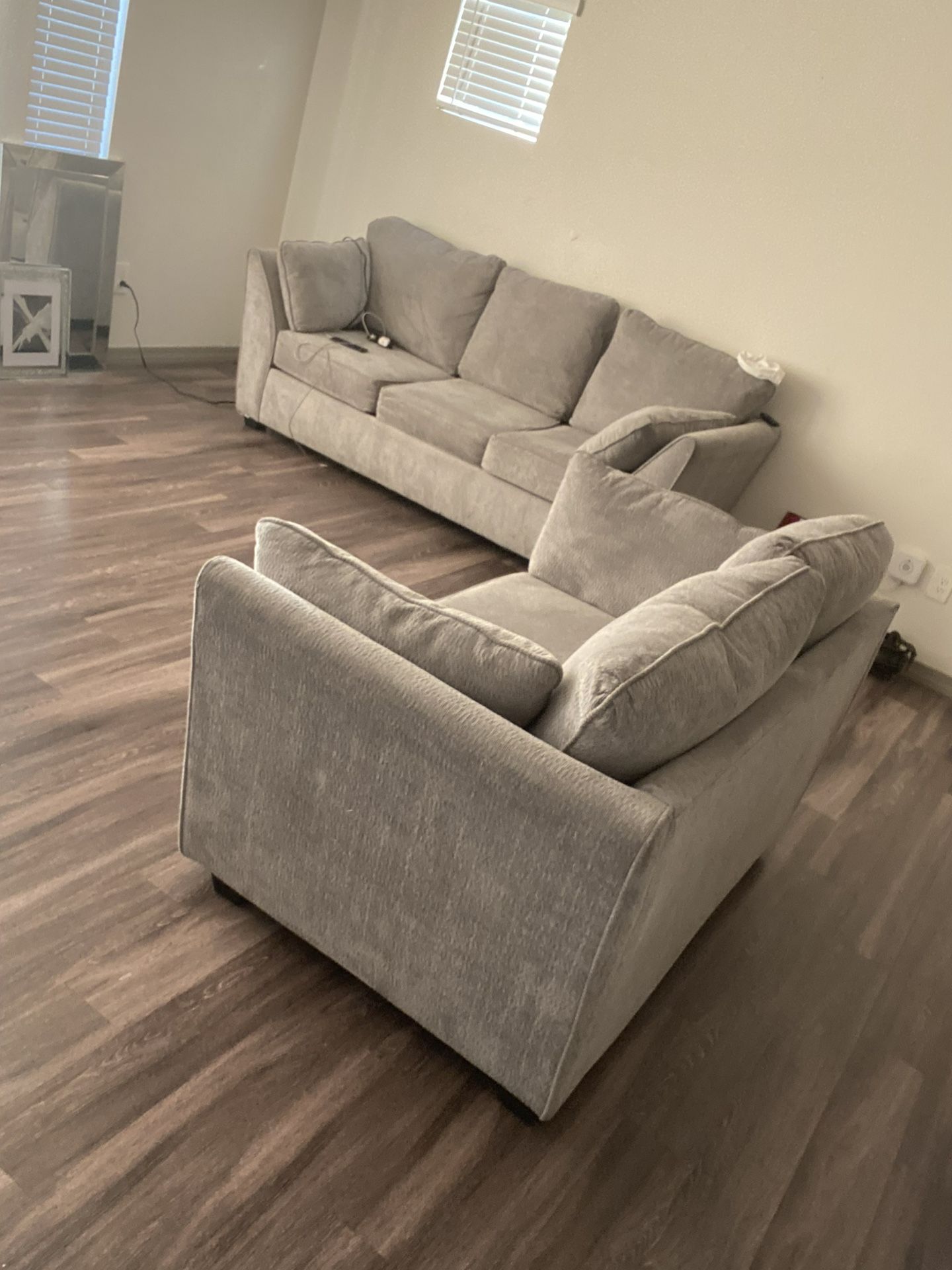 Sofa Set