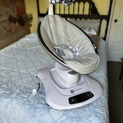 4moms Baby swing