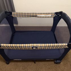 Graco Pack 'n Play Simple Solutions Playard