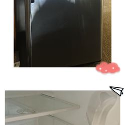 Refrigerator – Clean, Works Great! (San Diego Pickup)