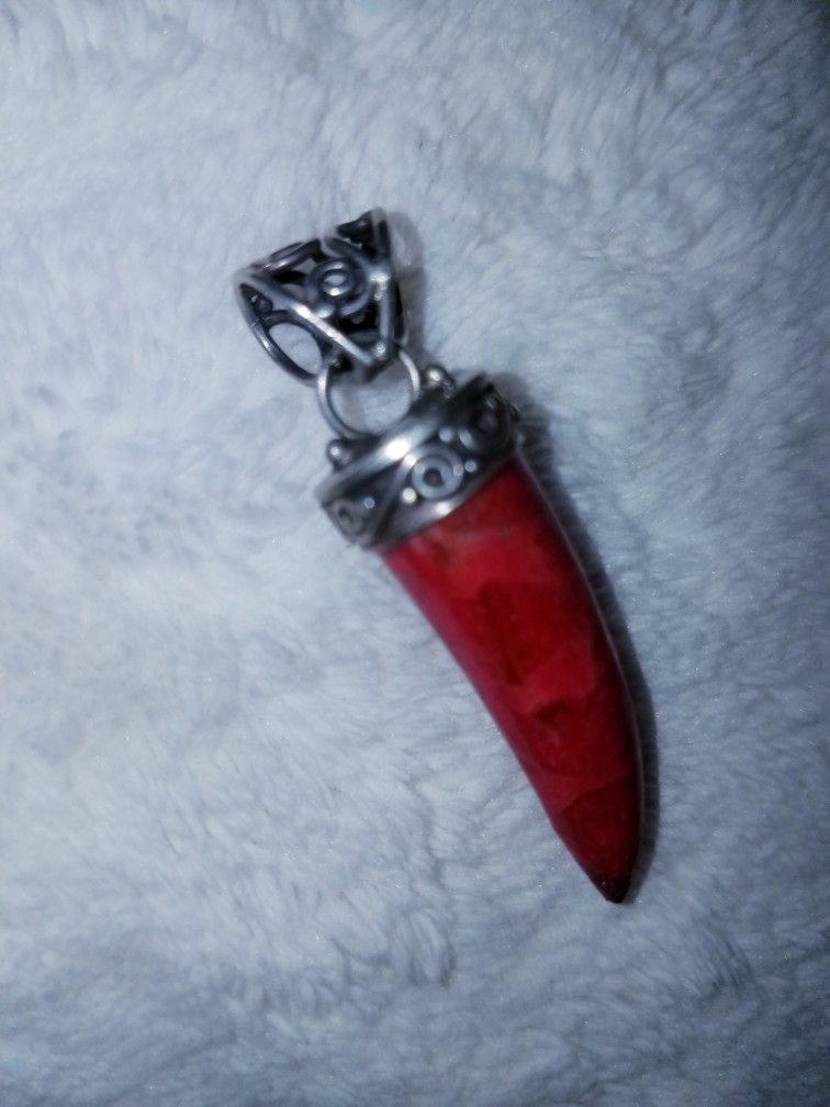 925 Sterling Silver Pendant With Coral Stonefry