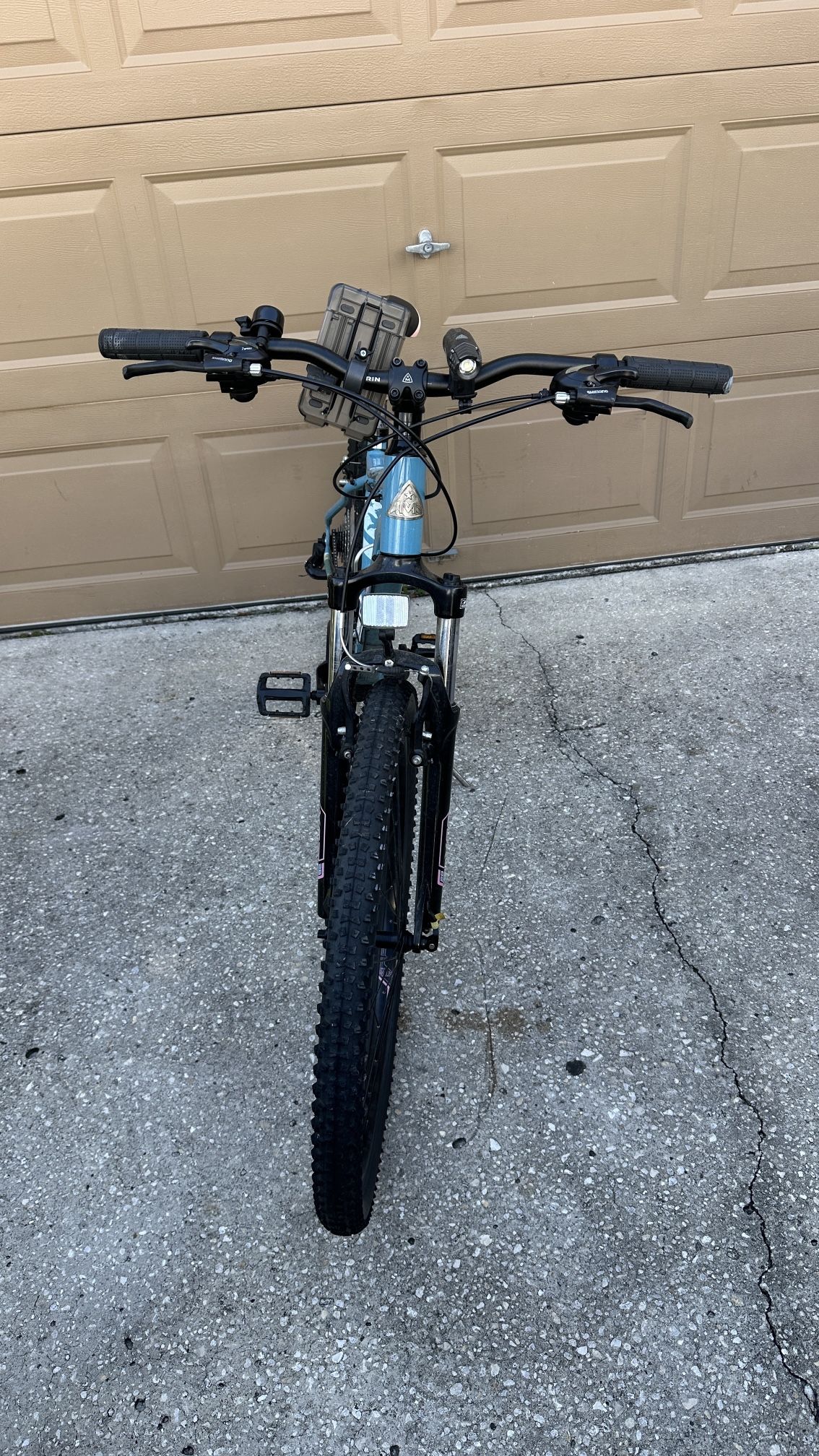 Marin Wildcat Trail 1 Bike 27.5” Inch wheel tire women  Series 1 aluminum frame  low standover SR Suntour suspension fork up-front disc brakes Bicycle