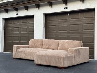 🛋️ Sectional Sofa/Couch - Corduroy - Delivery Available 🚛