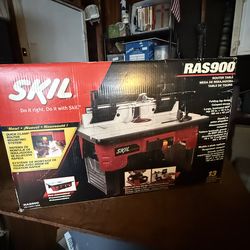 SKIL  Router Table- RAS900