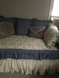 Custom Twin Or Daybed Quilt With Custom Curtain  And 8 Pillows