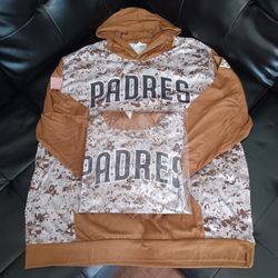 Size XL San Diego Padres Men's Military Camo Hoodie
