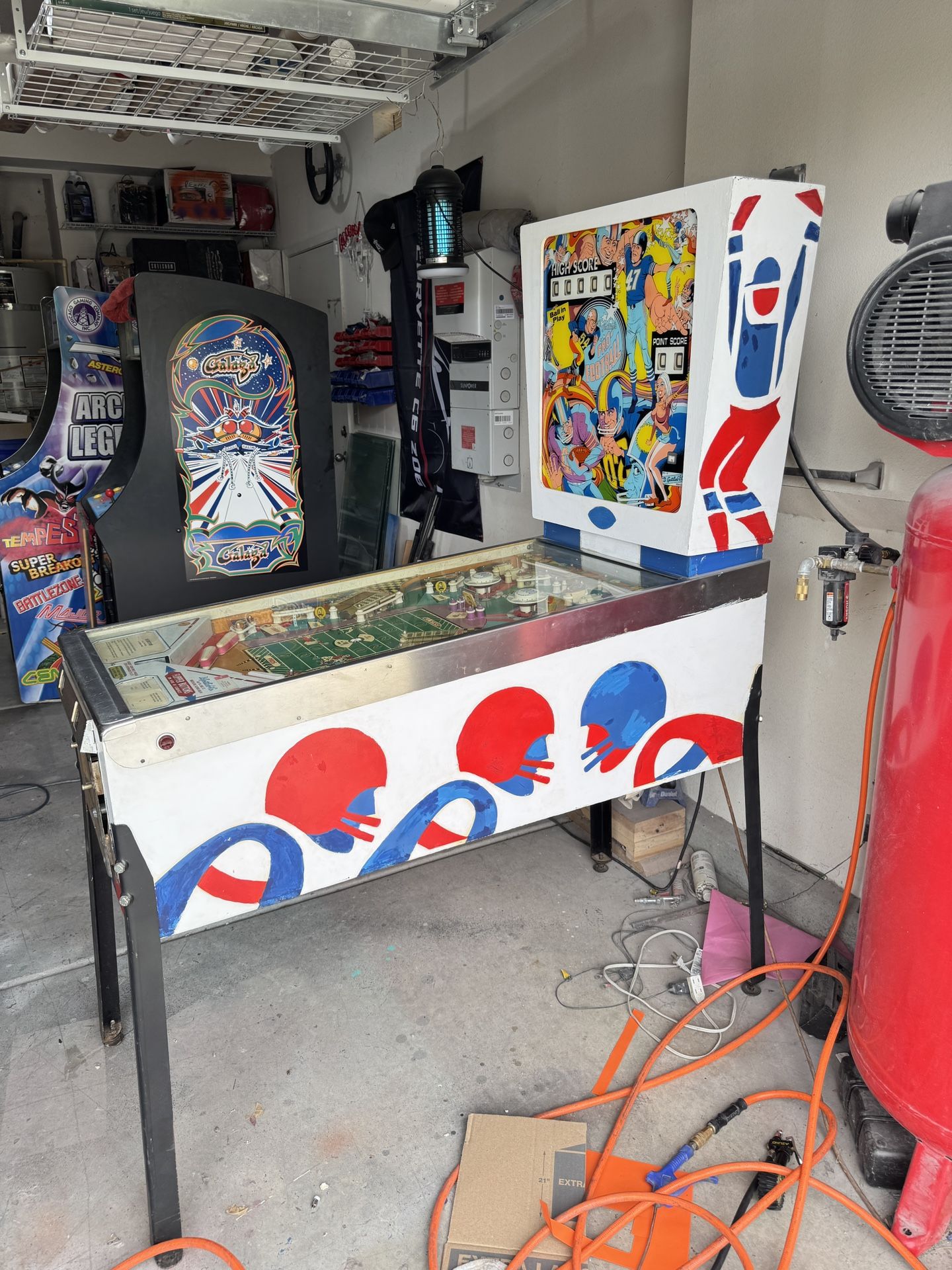Gottlieb Pro Football Pinball Machine
