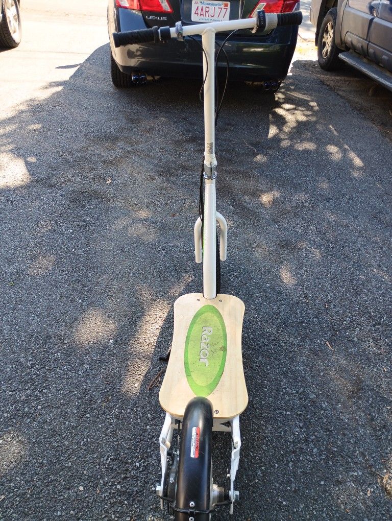 Electric SCOOTER