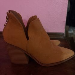 Women’s Boots