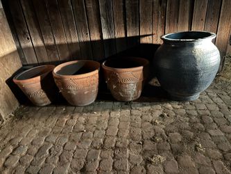 Large Dark Ceramic Pot / Urn