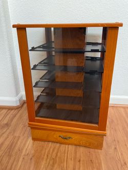 QVC For Race Fans Only Rotating 1:24 NASCAR Diecast Display Case Oak 20 Car