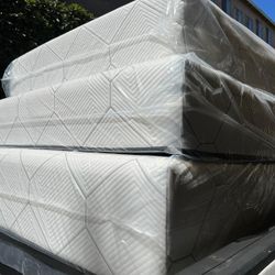 *New Memory Foam Mattress - Free Delivery! Twin Full Queen King Cal King* Cama Bed Box Spring