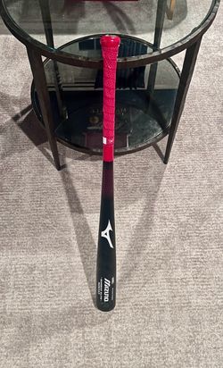 Wood/Bamboo Mizuno Baseball Bat 32”