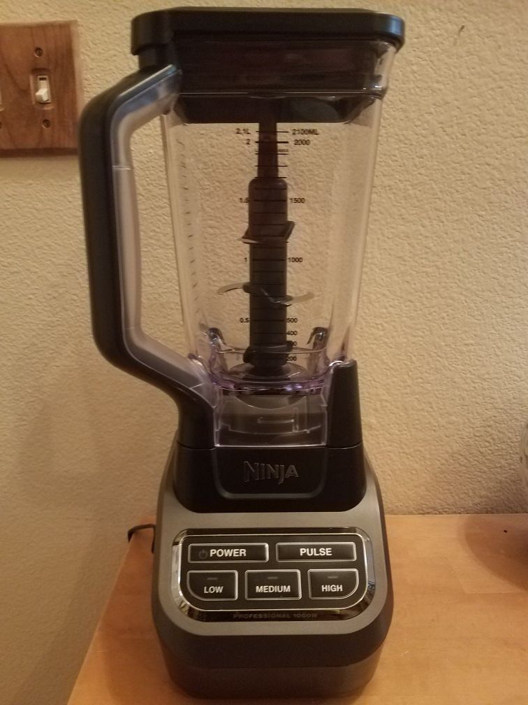 Ninja Pro 1000 Blender