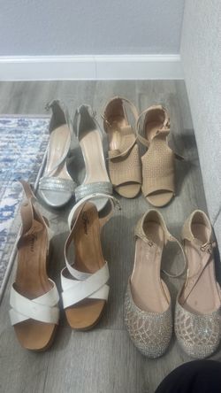 Lot of 4 Women's Heels and Sandals: Size 7