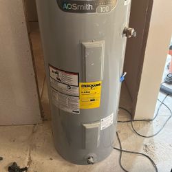 40 Gal 240v Electric Water Heater  