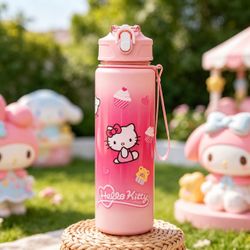 NEW! 💕 Sanrio Hello Kitty Water Bottle