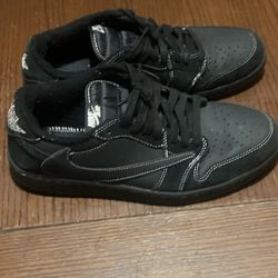 Jordan 1 Retro Low OG SP Travis Scott