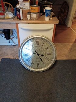 Grand Hotel 1982. Giant Clock. Excellent Condition