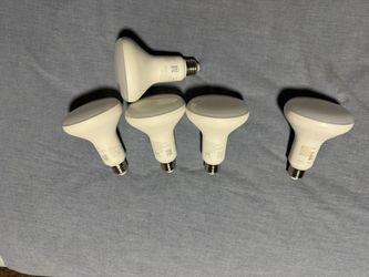 Philips Hue White Ambience BR30 bulbs x5 - Perfect