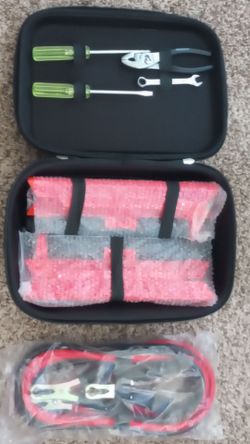 * NEW * Roadside Car Emergency Kit With Case