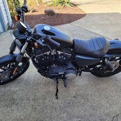 2021 Harley Davidson IRON 883