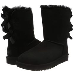 UGG Ladies Bailey Bow II Black Boot Size 6M