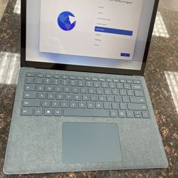 Microsoft Surface Laptop 4 
