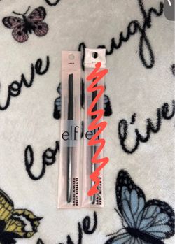 e.l.f. Small Angled Makeup Brush