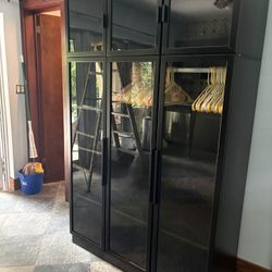 Wardrobe 