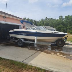 2010 BAYLINER Capri