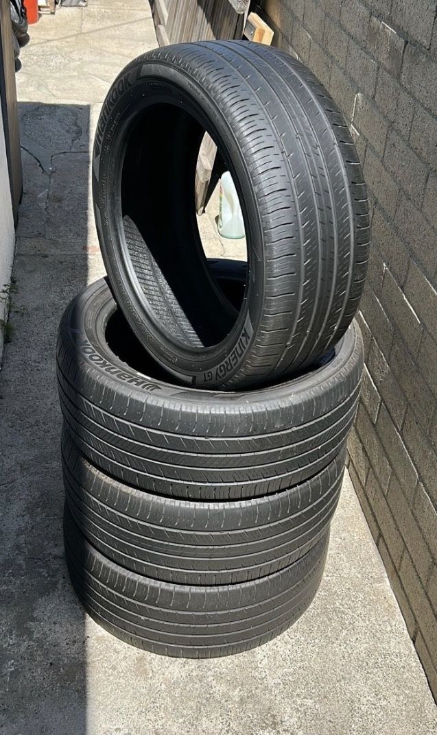 235/45R18 Hankook Kinergy GT