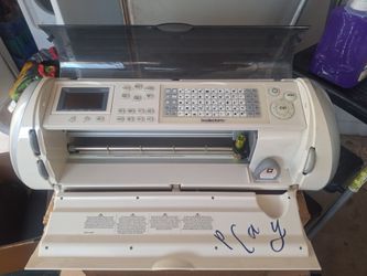 Cricut Expression  Personal Cutter Machine  - Works great