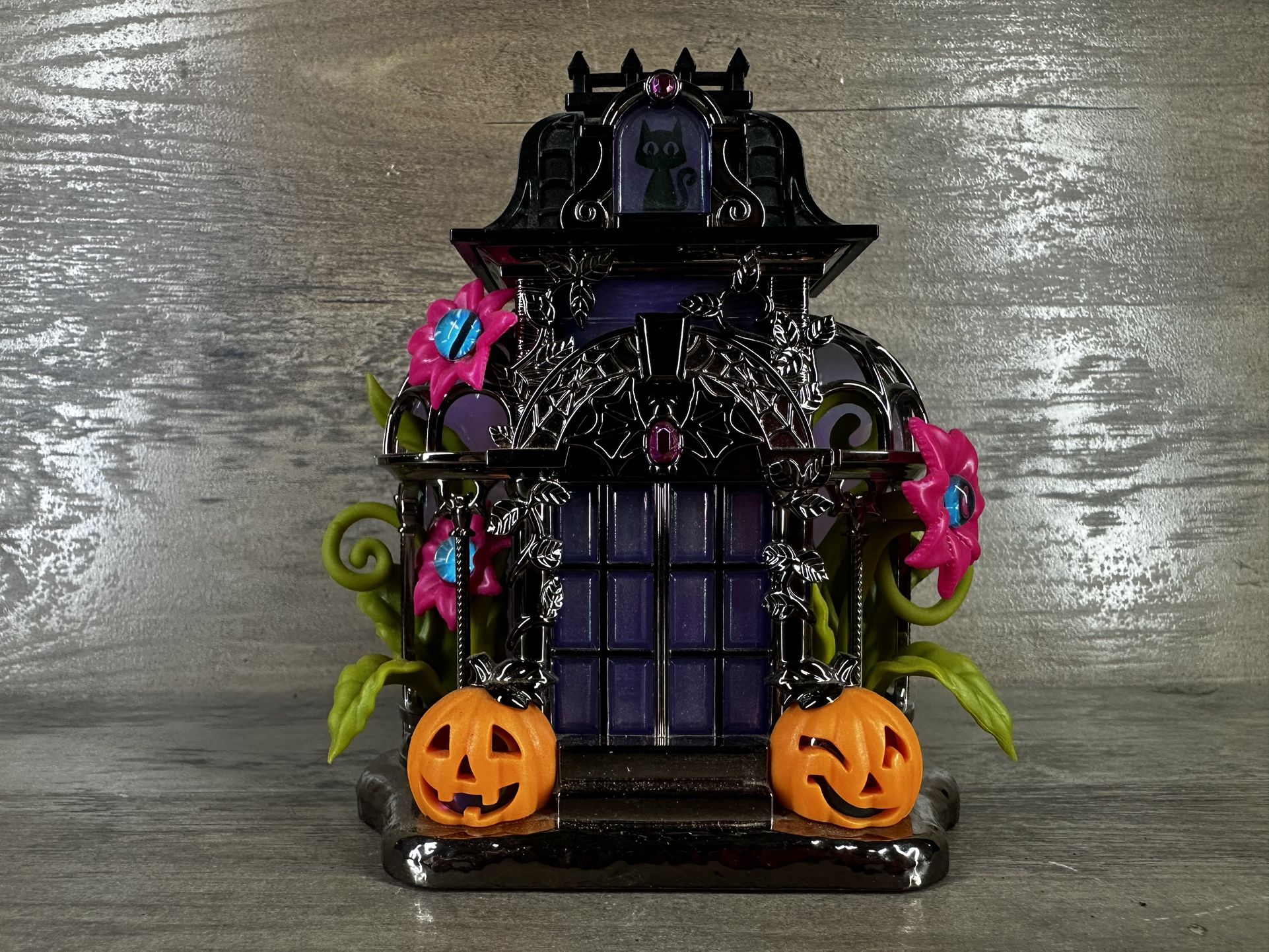 Bath & Body Works Haunted Conservatory Halloween Wallflower Plug In Nightlight
