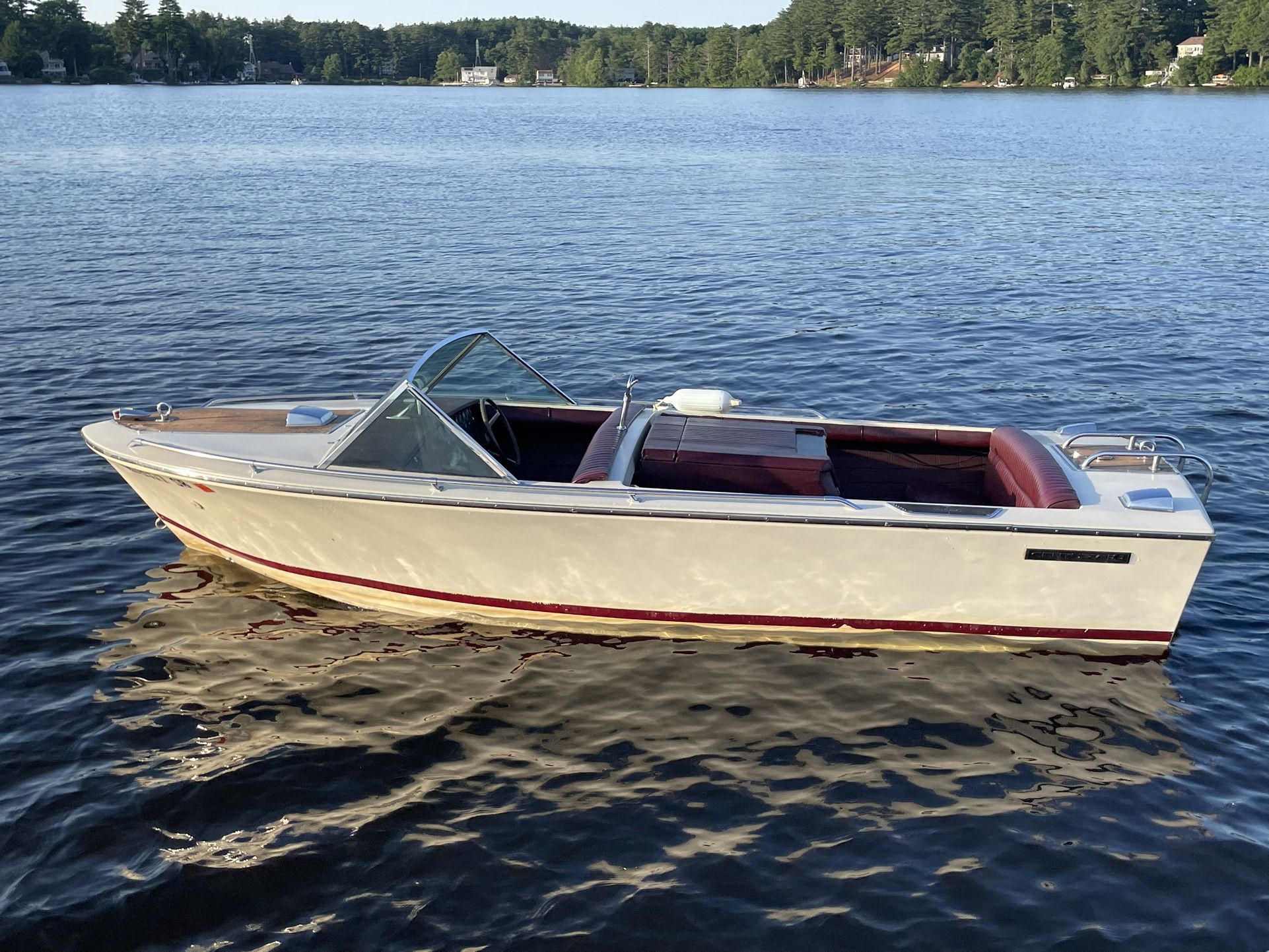 1974 Century Resorter Ski Wake Boat